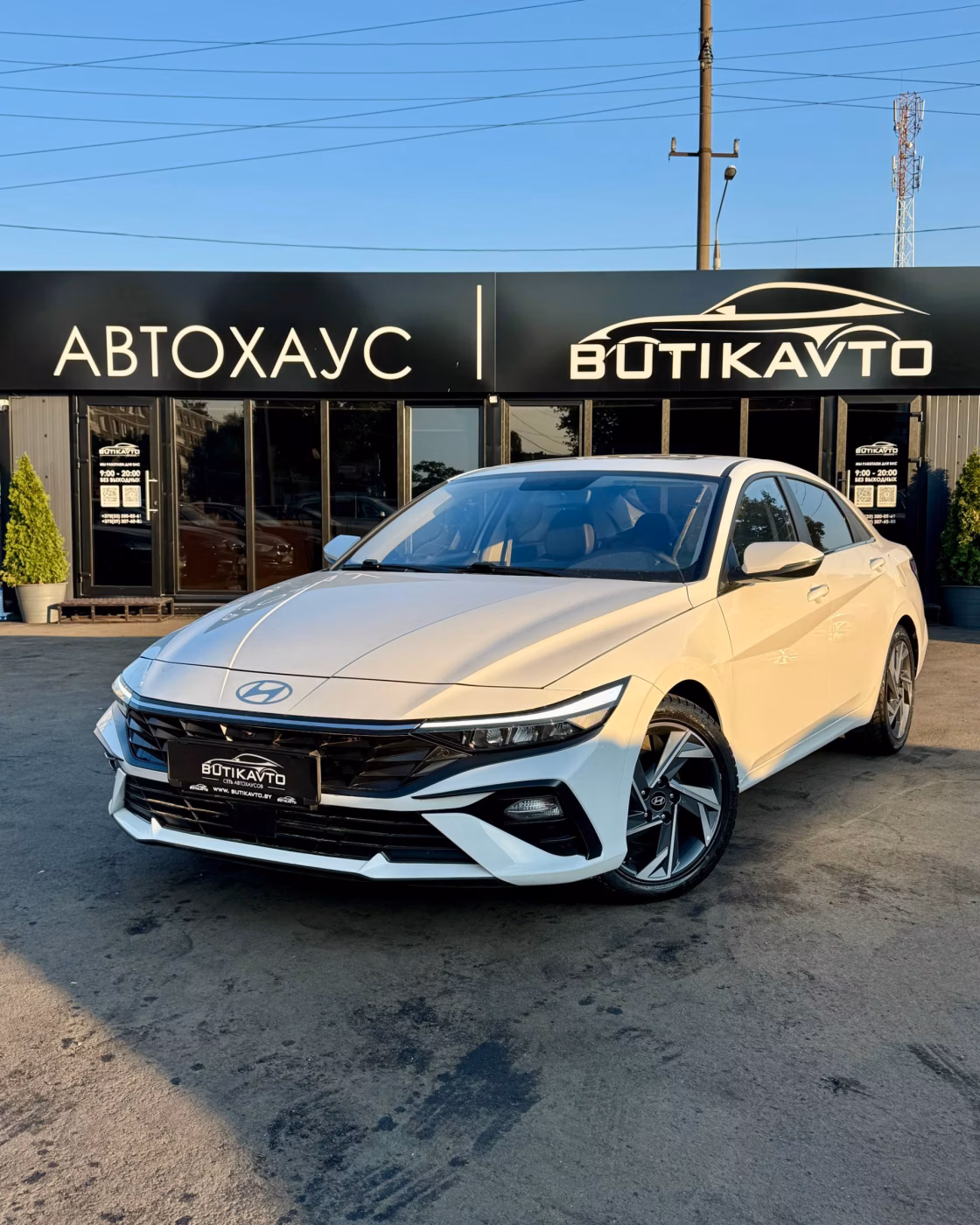 Hyundai Elantra фото 3