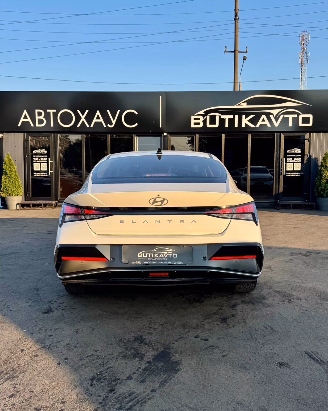 Hyundai Elantra фото 5