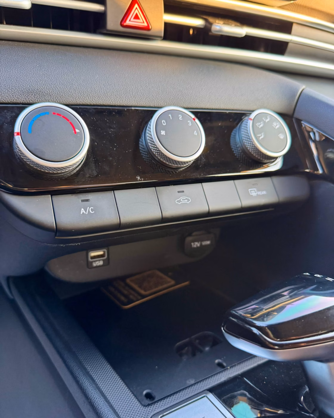 Hyundai Elantra фото 18
