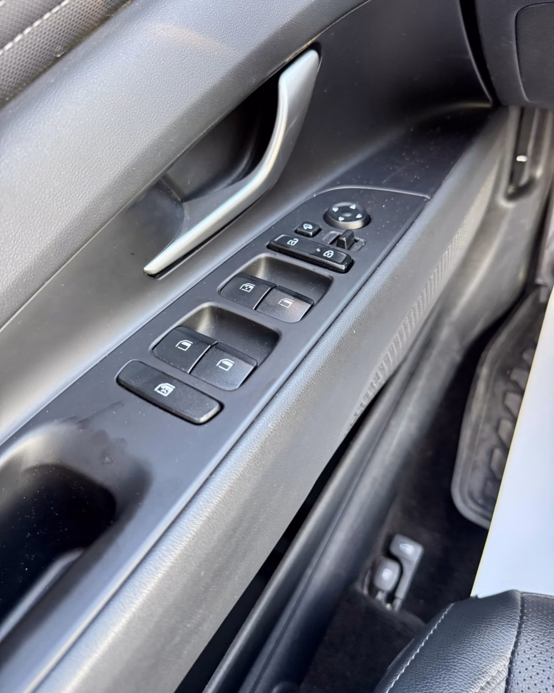 Hyundai Elantra фото 20