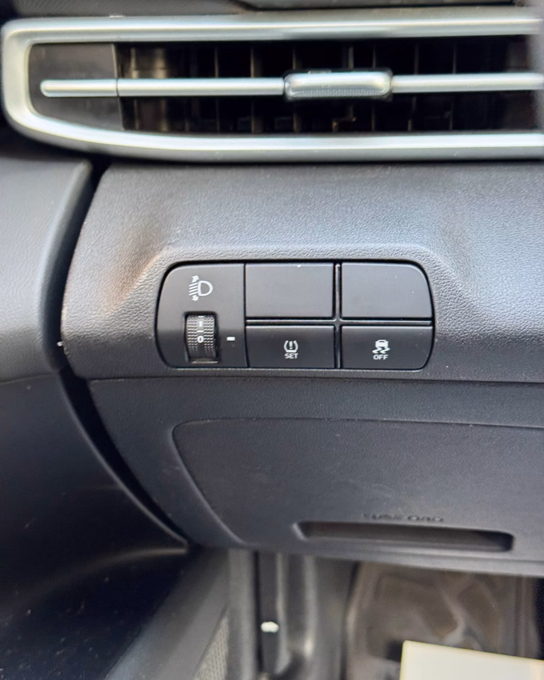 Hyundai Elantra фото 21