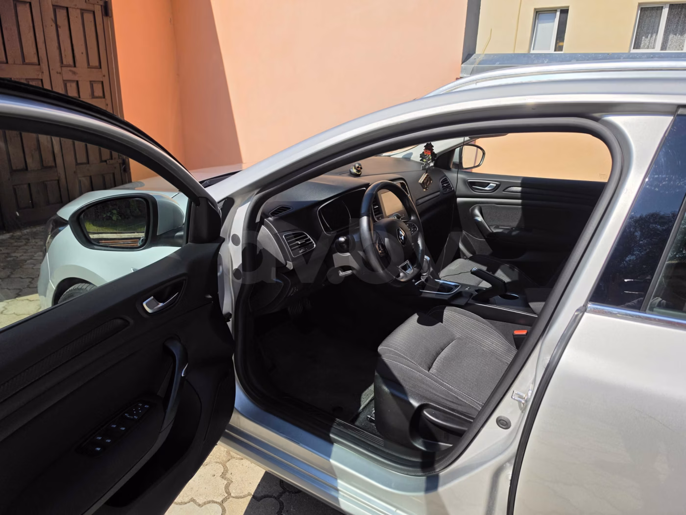 Renault Megane фото 9