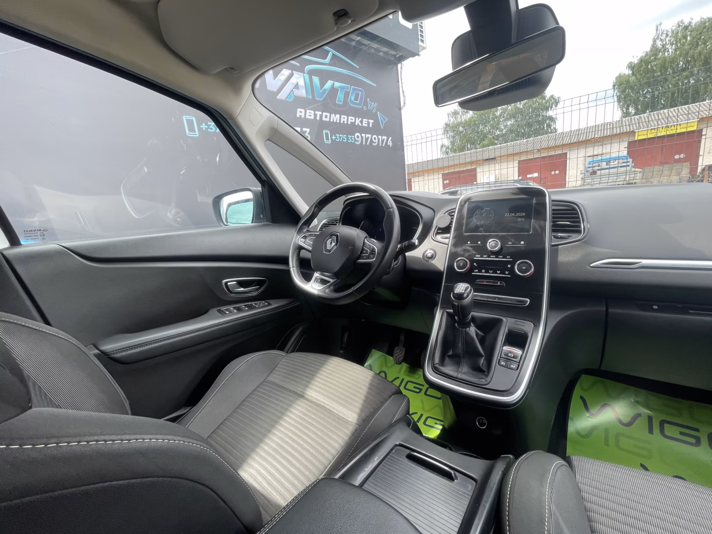 Renault Grand Scenic фото 15