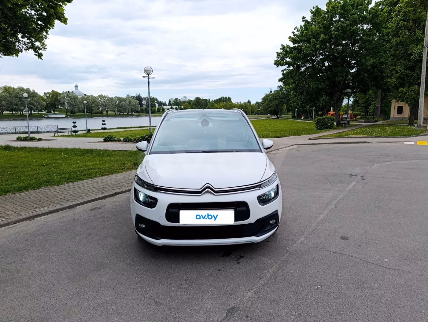 Citroen C4 Grand Picasso фото 9