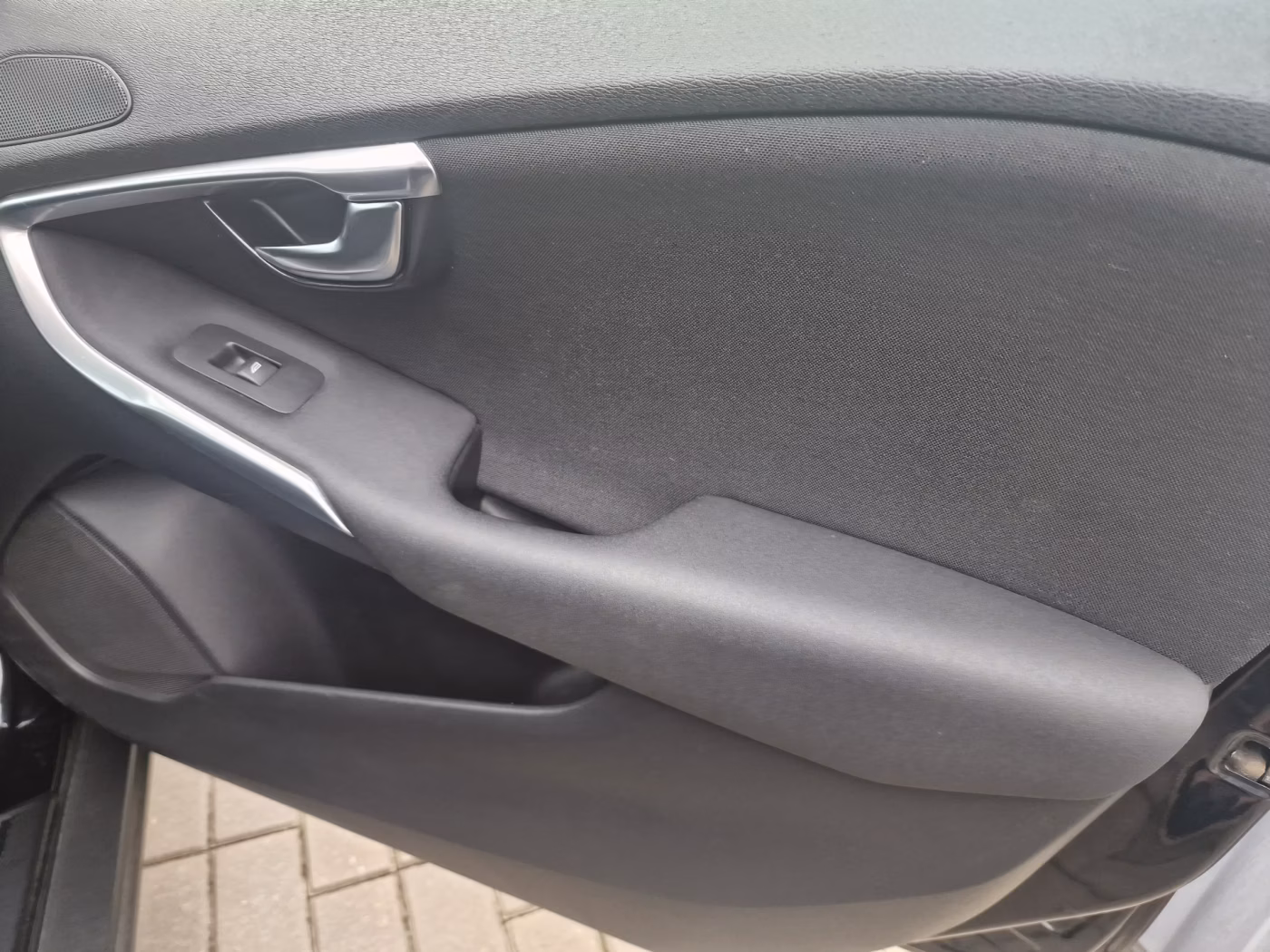 Volvo V40 Cross Country фото 26