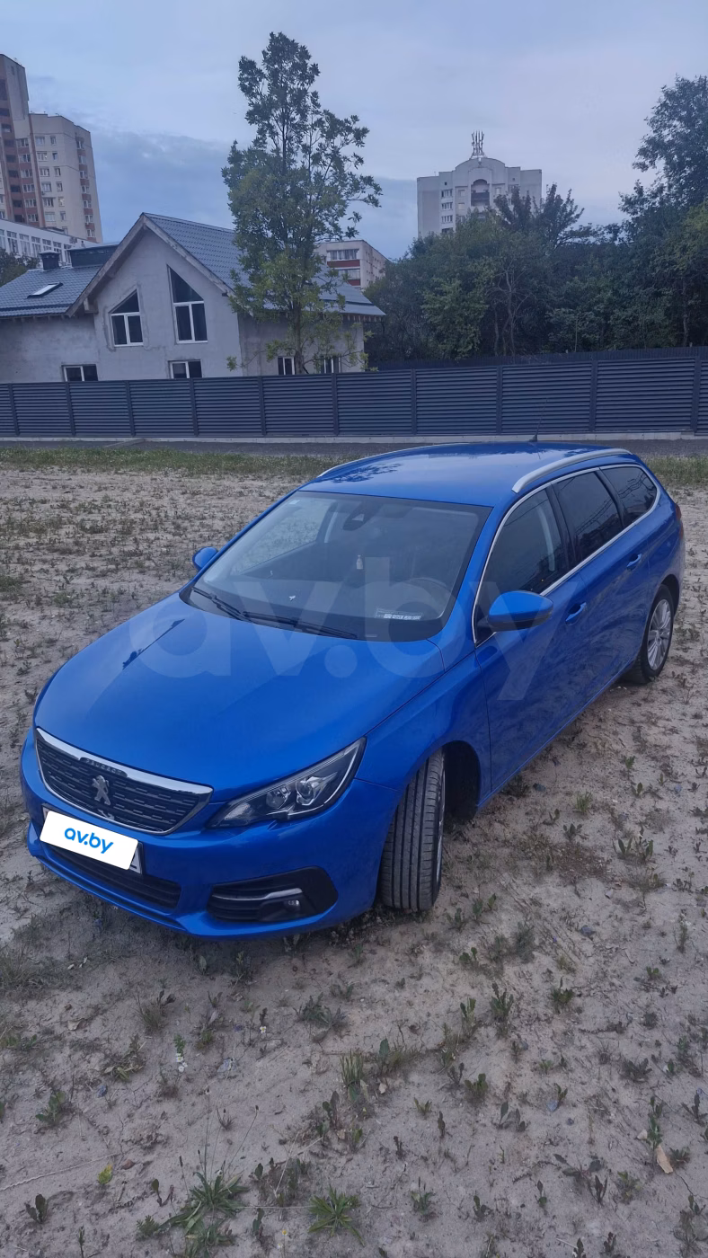 Peugeot 308 фото 2