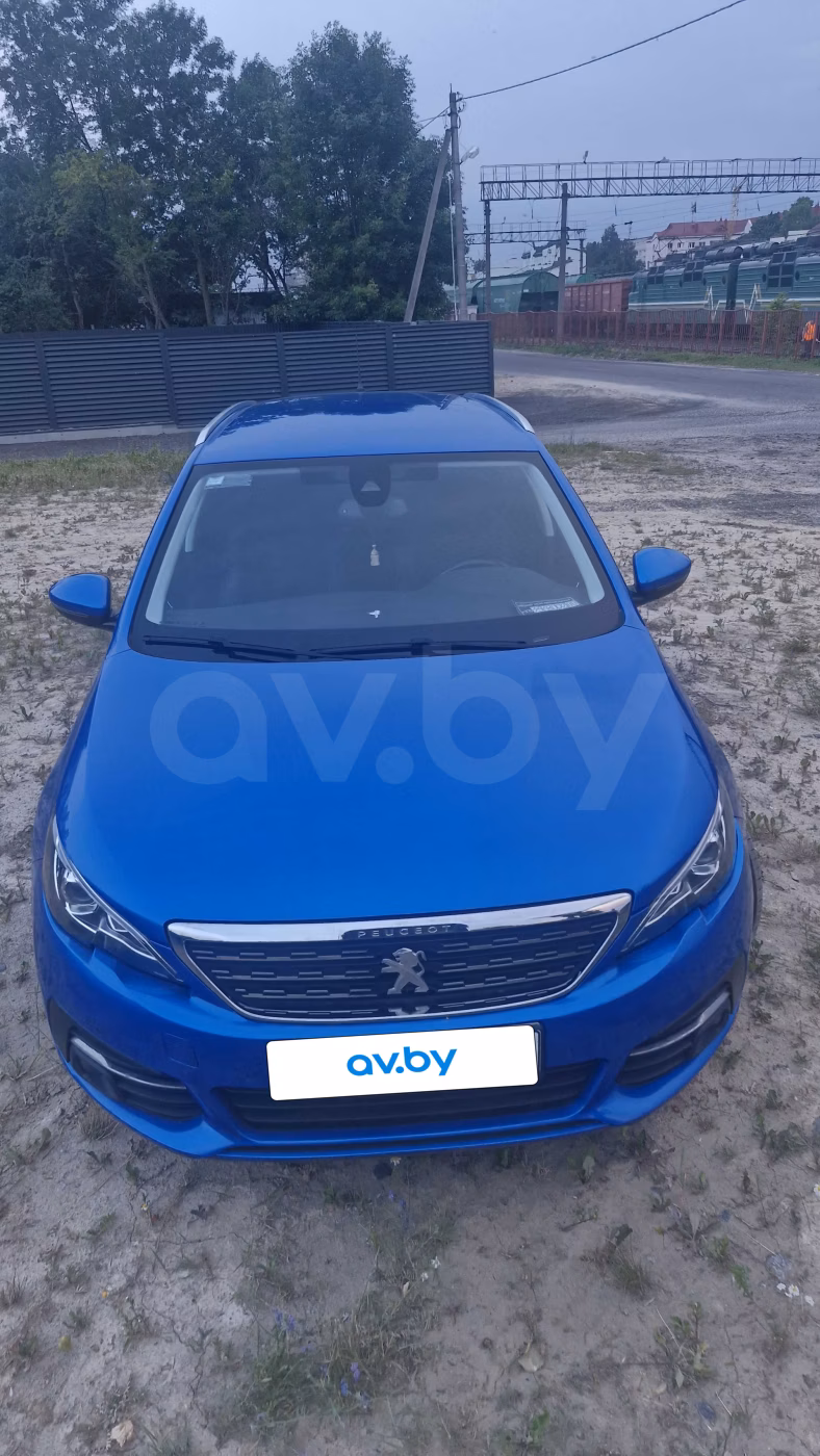 Peugeot 308 фото 3
