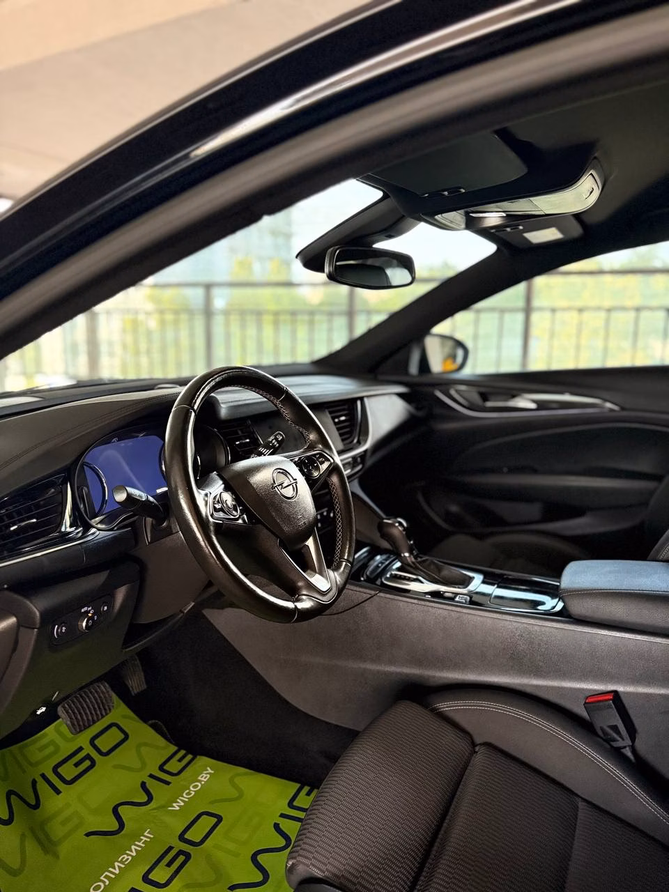 Opel Insignia фото 11