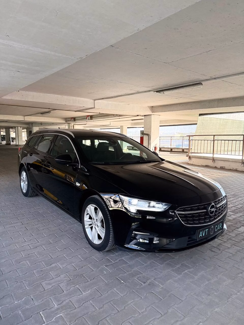 Opel Insignia фото 10