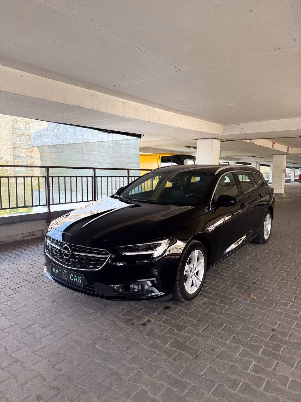 Opel Insignia фото 2