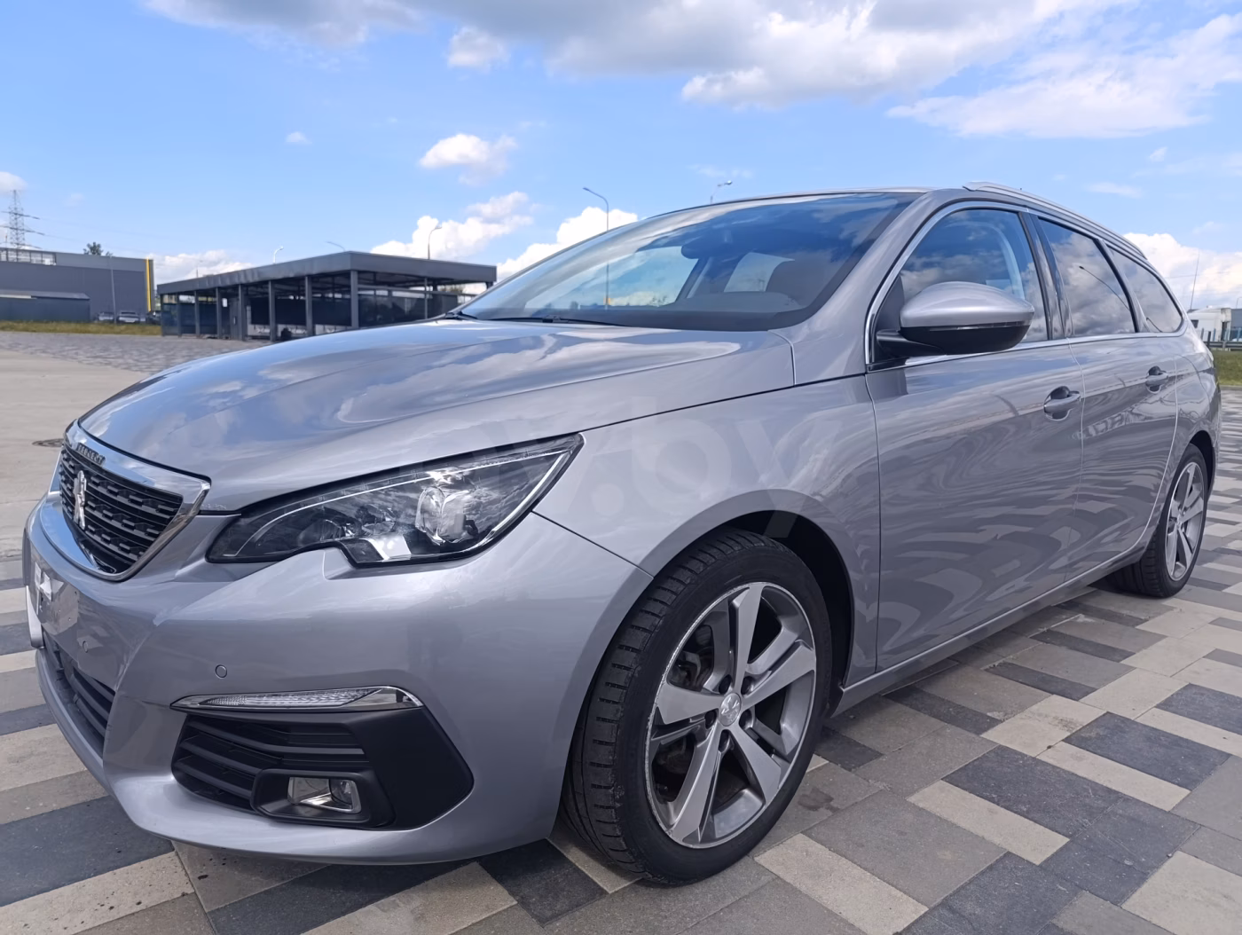 Peugeot 308 фото 2