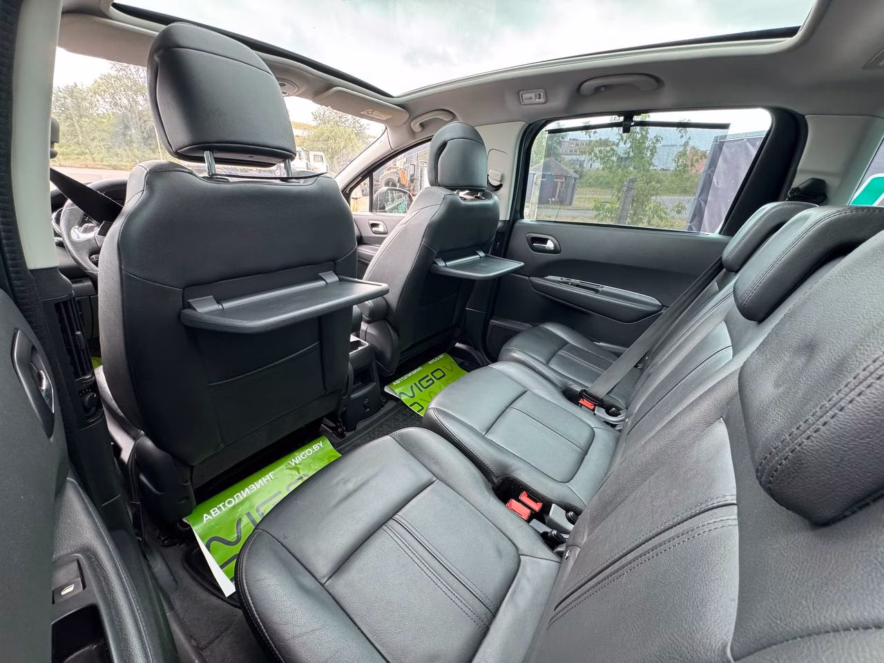 Peugeot 5008 фото 13