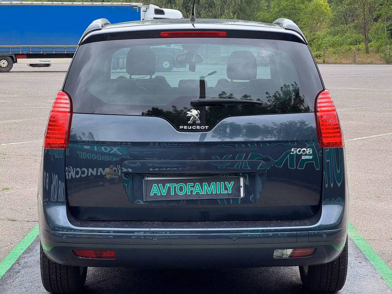 Peugeot 5008 фото 6