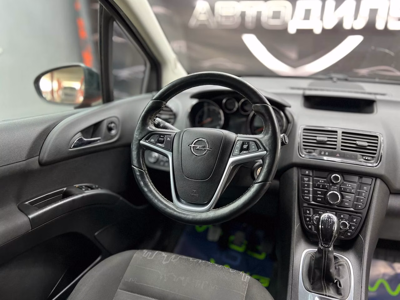 Opel Meriva фото 12