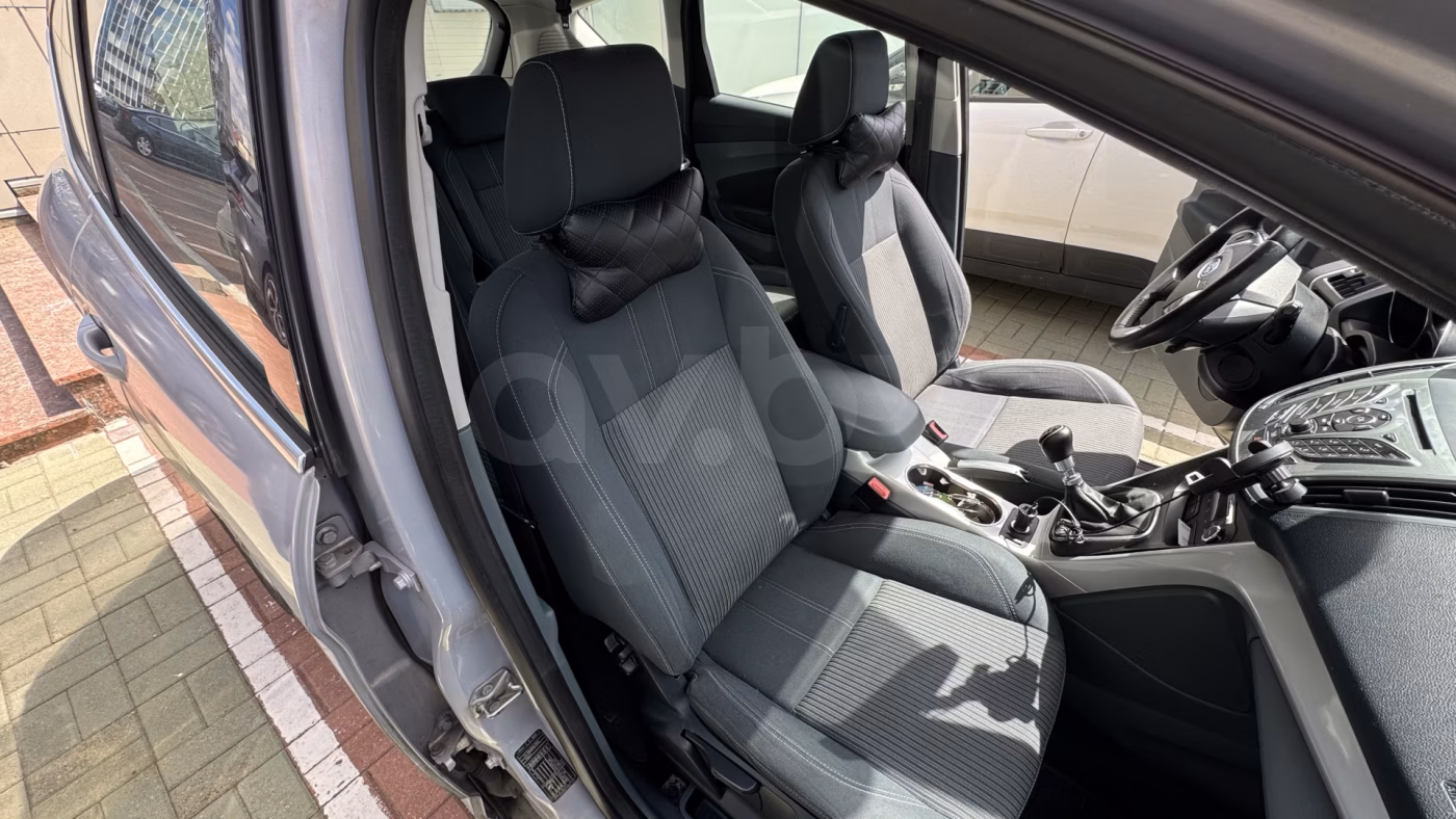 Ford C-MAX фото 17