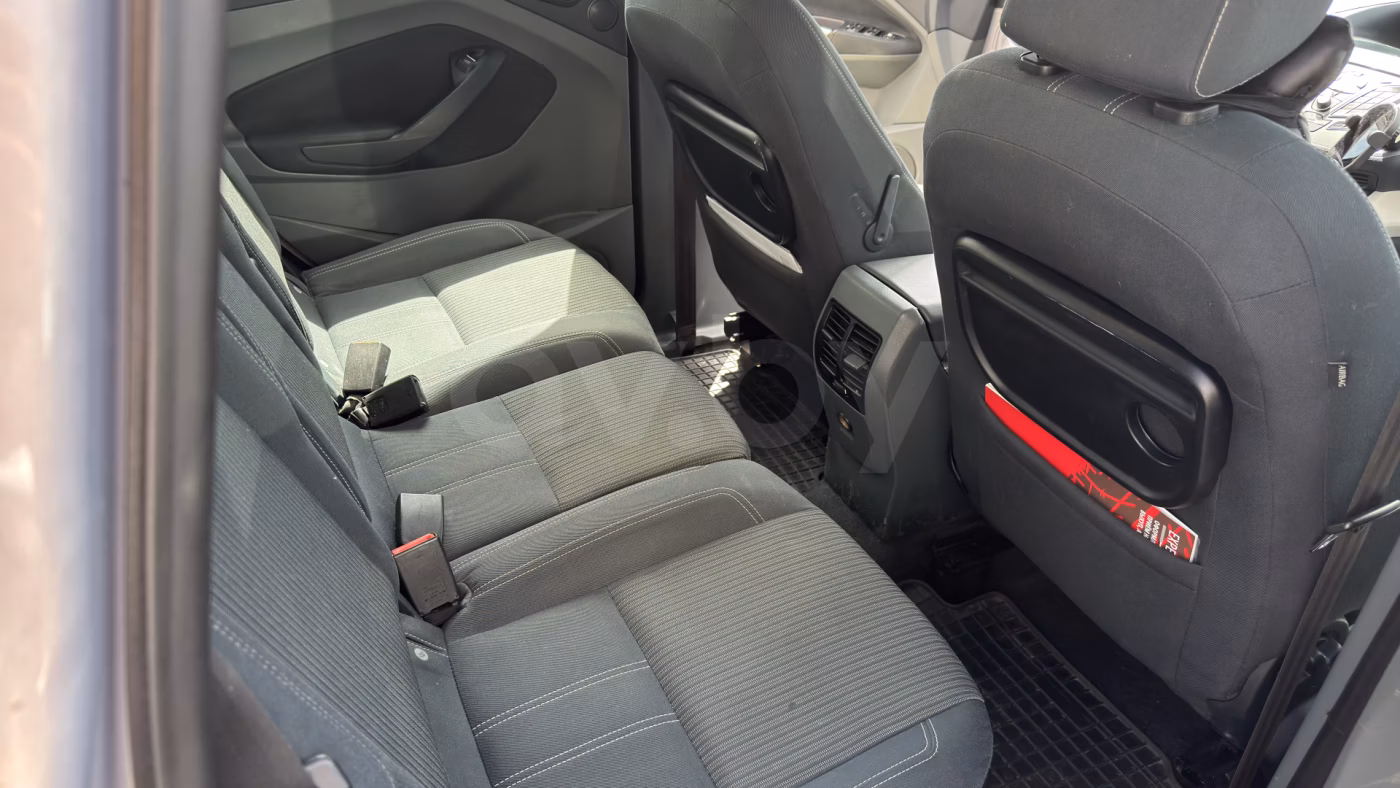 Ford C-MAX фото 16