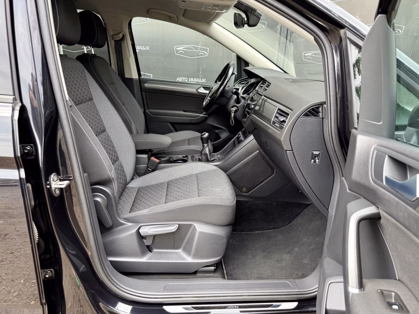 Volkswagen Touran фото 17