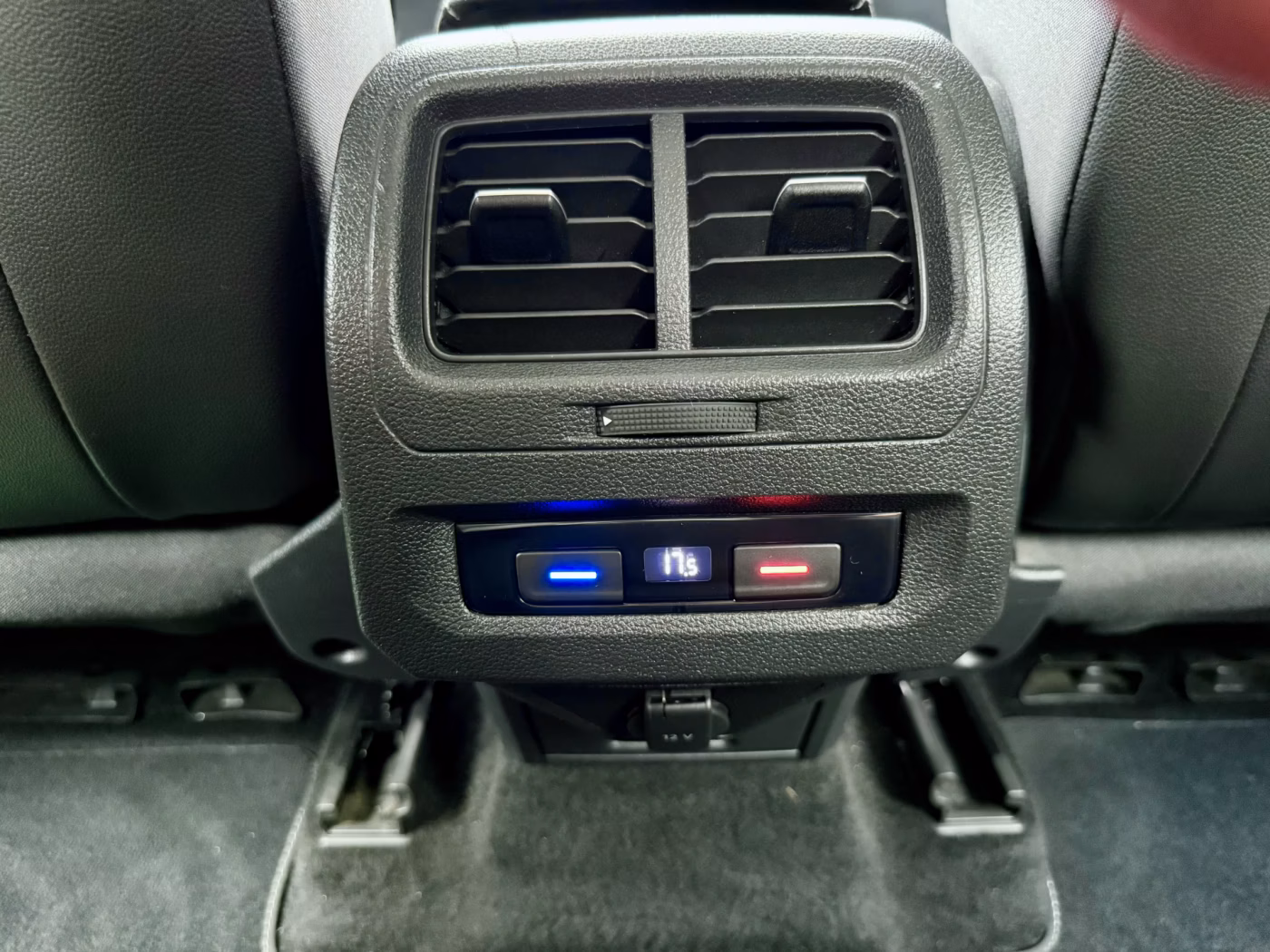 Volkswagen Touran фото 28
