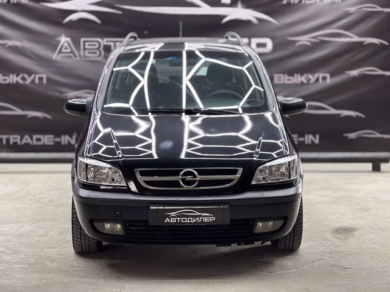 Opel Zafira фото 2
