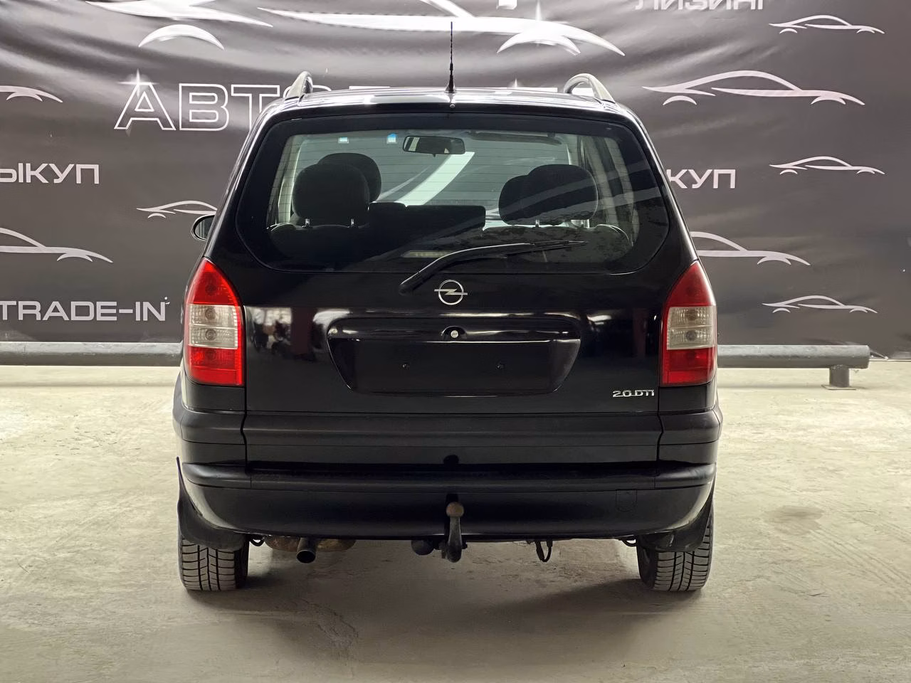 Opel Zafira фото 5