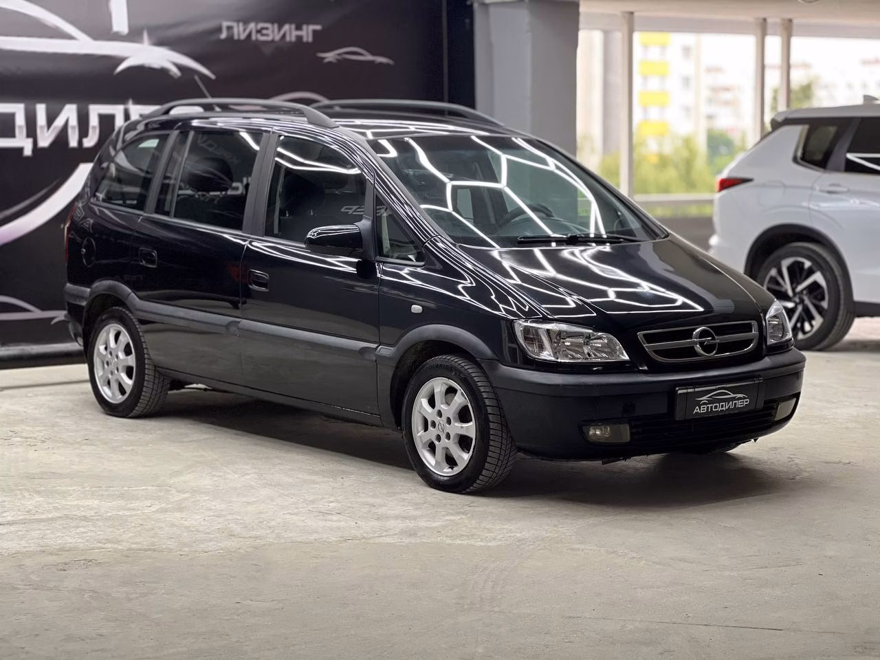 Opel Zafira фото 3
