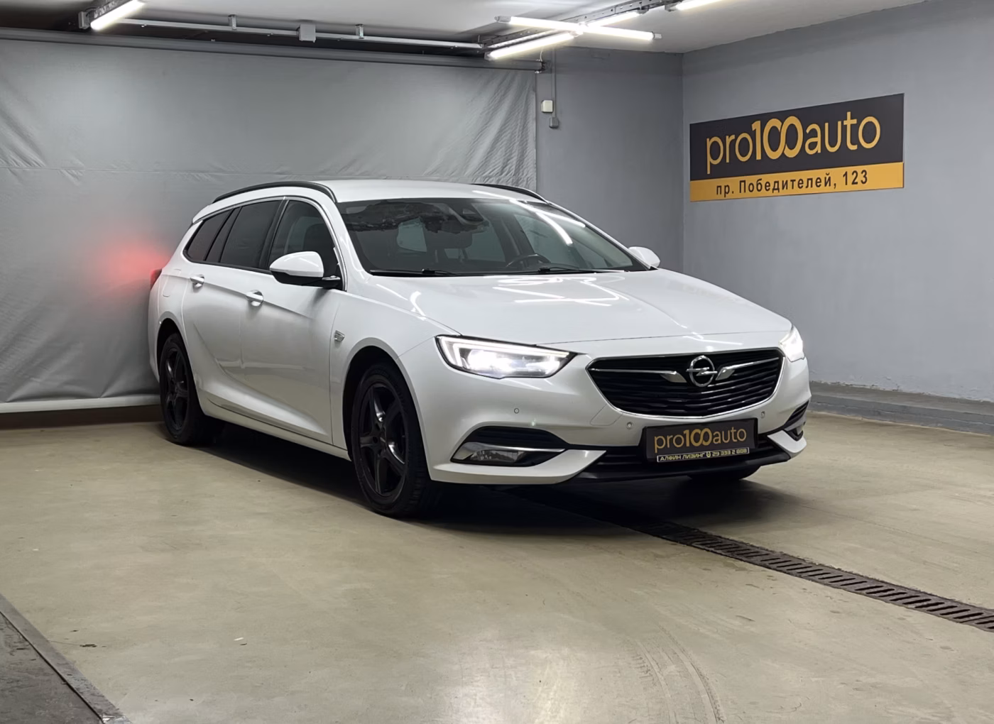 Opel Insignia фото 3