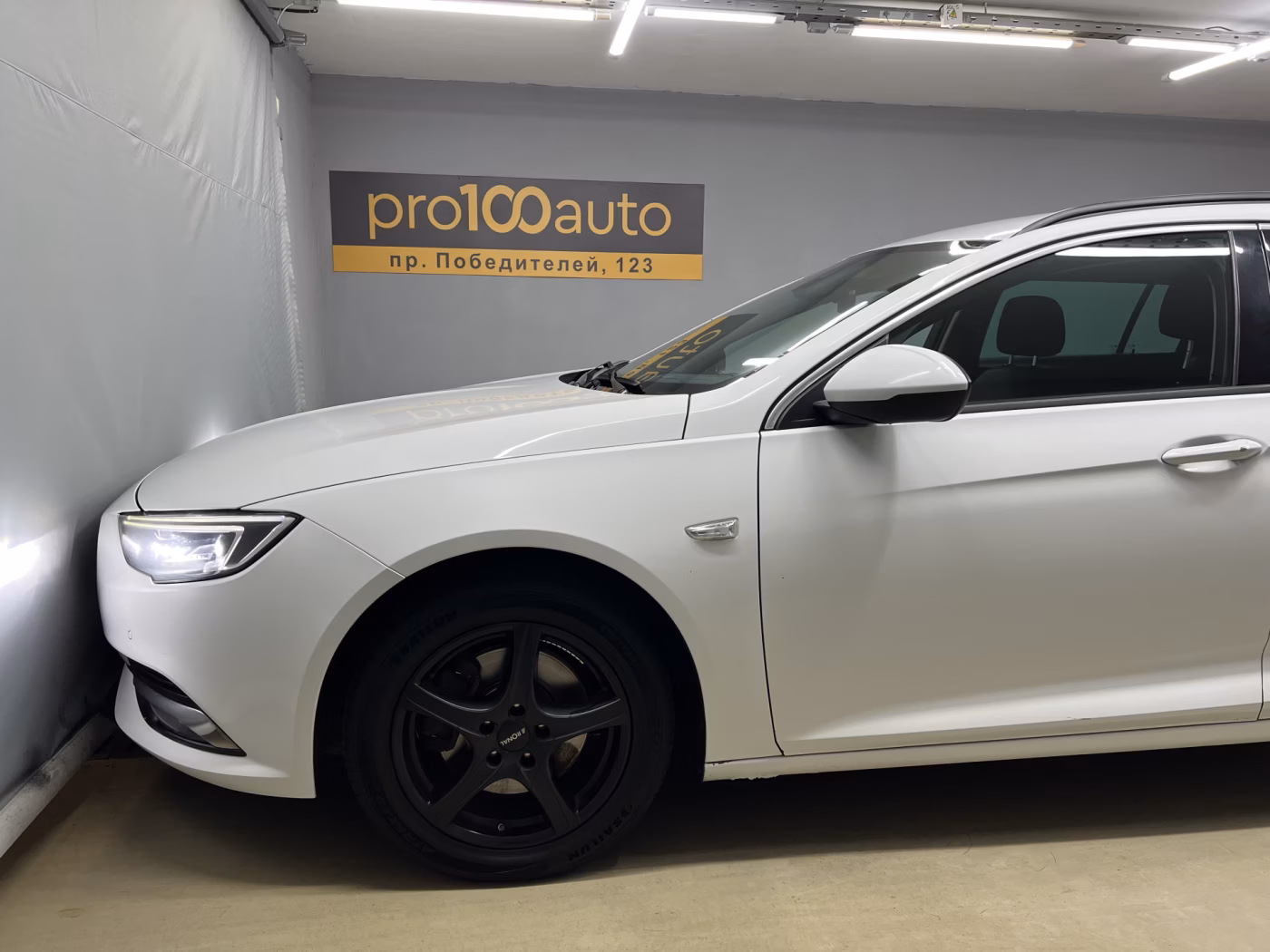 Opel Insignia фото 7