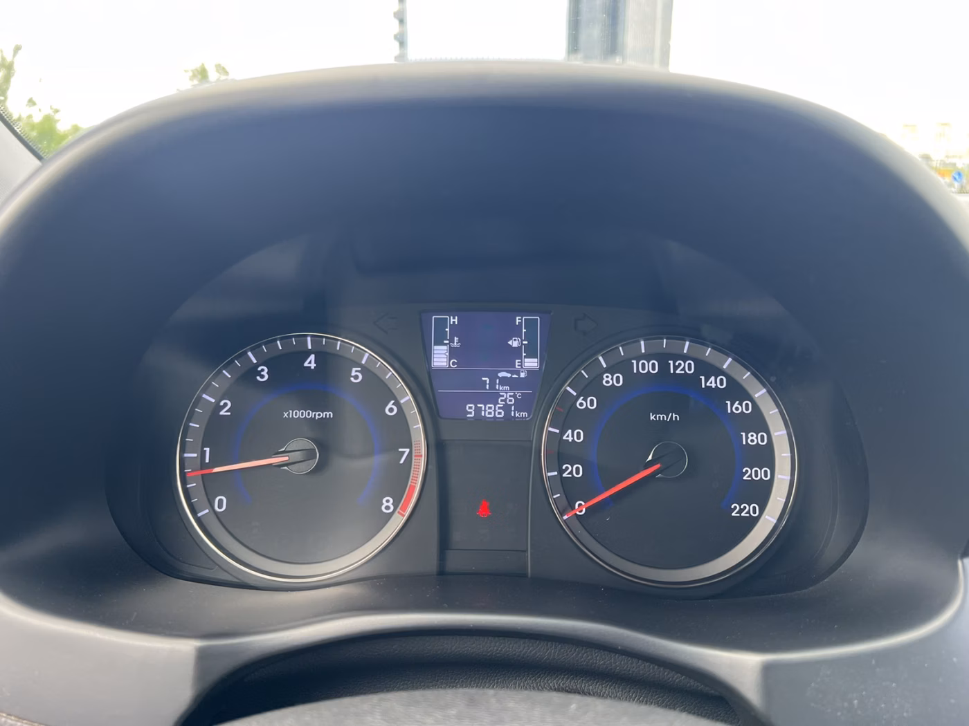 Hyundai Solaris фото 17