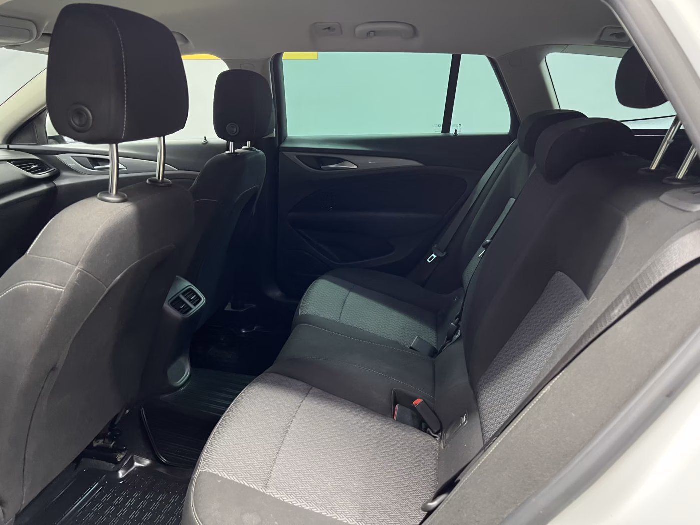 Opel Insignia фото 9