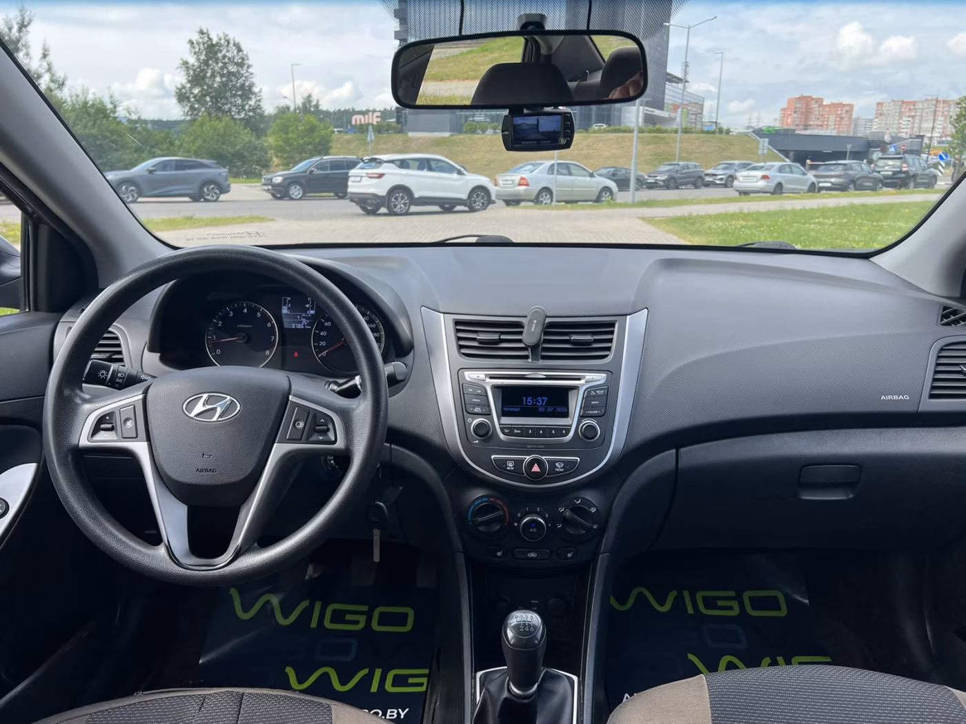 Hyundai Solaris фото 11