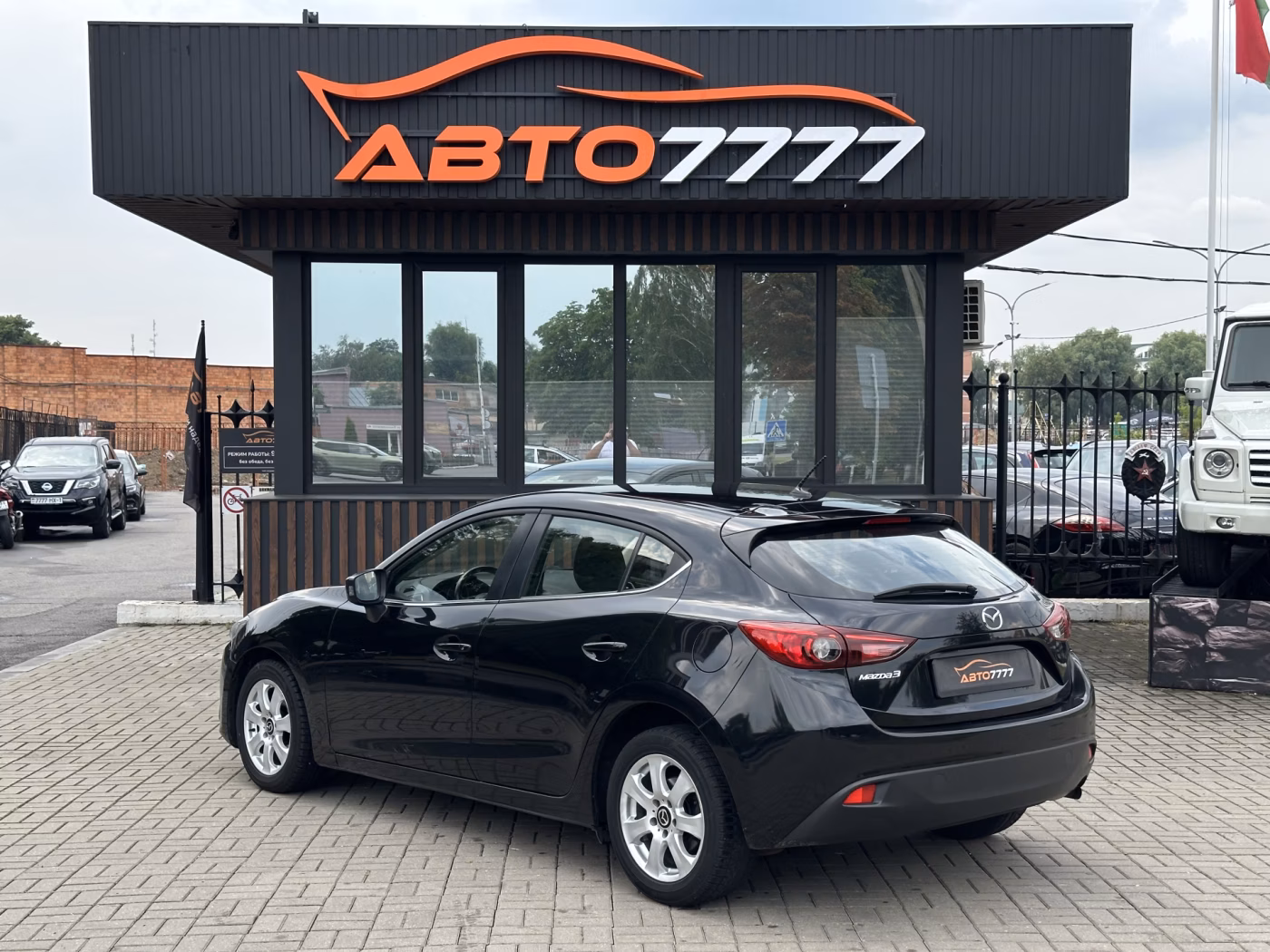 Mazda 3 фото 4
