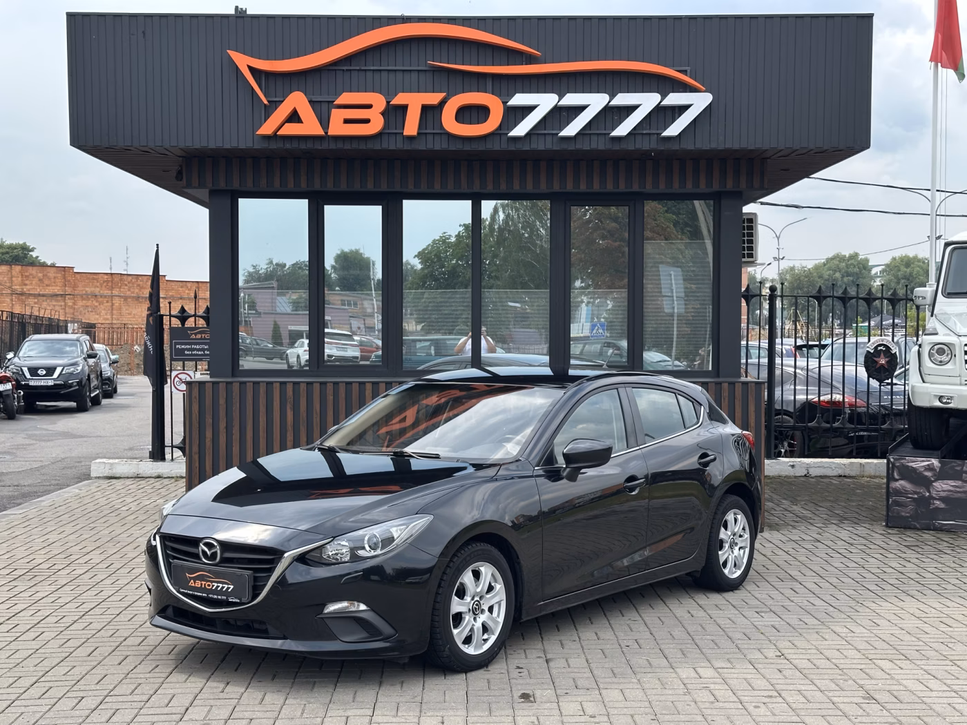 Mazda 3 фото 5