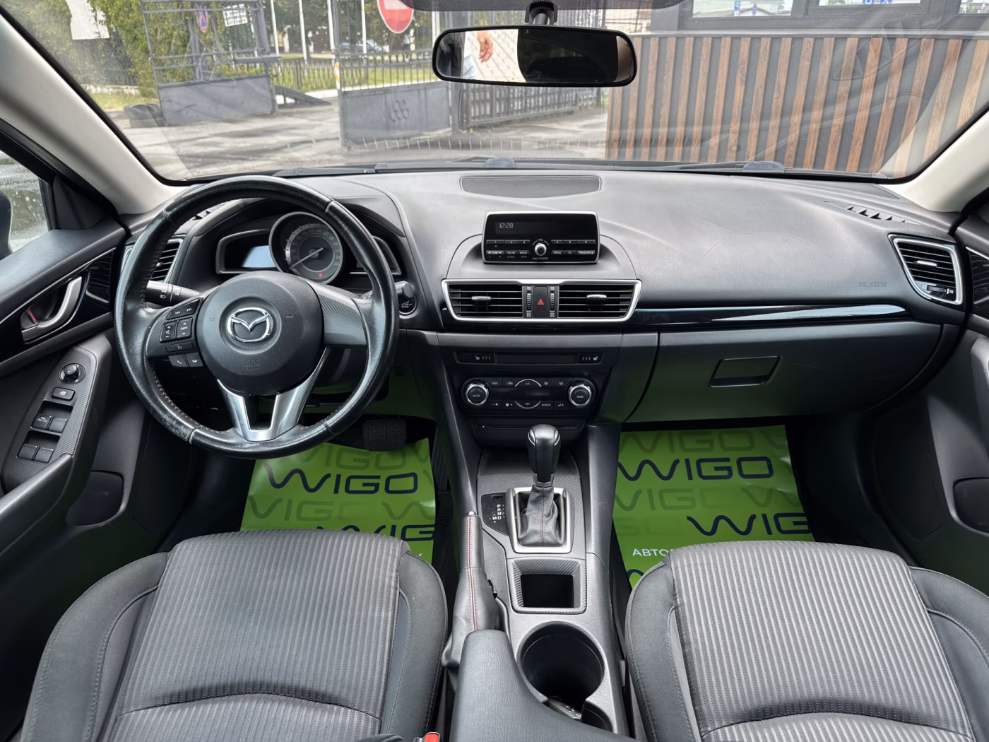 Mazda 3 фото 8