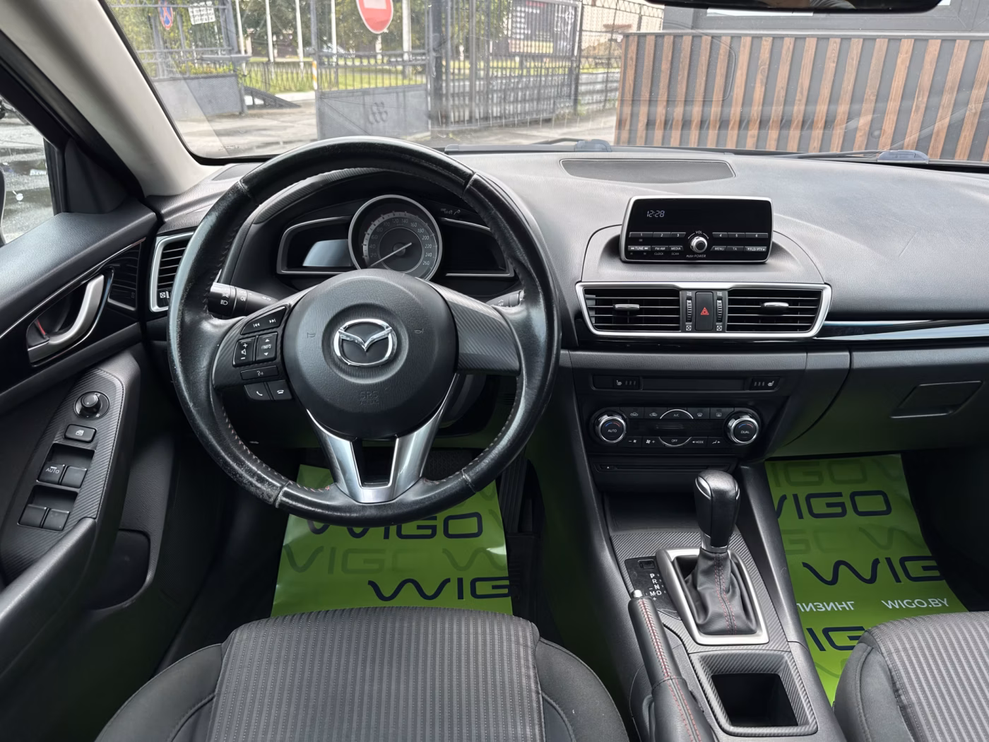 Mazda 3 фото 9