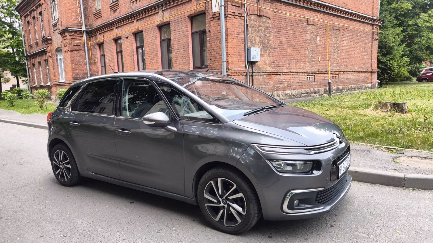 Citroen C4 Spacetourer фото 9