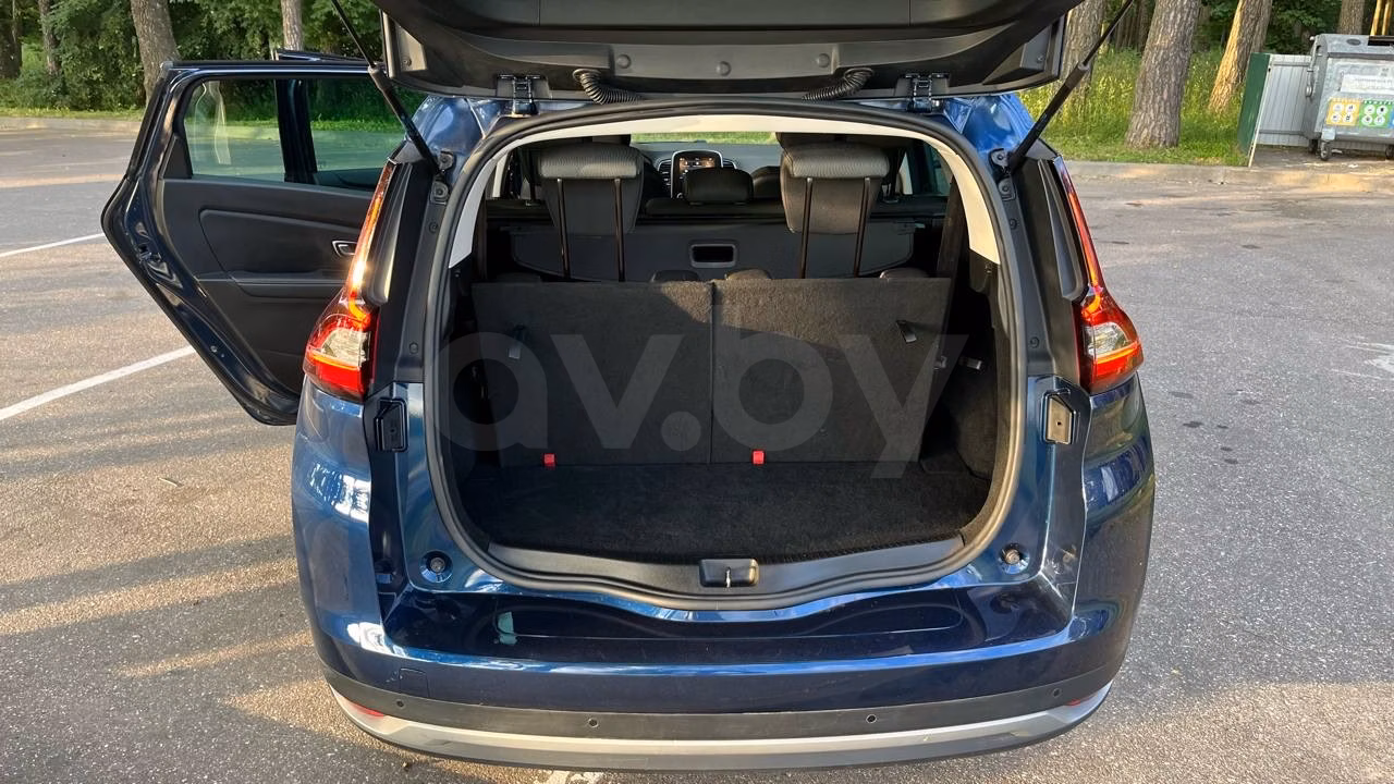 Renault Grand Scenic фото 9