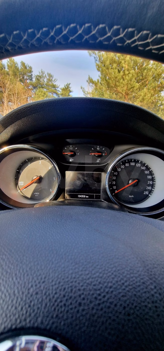 Opel Astra фото 8