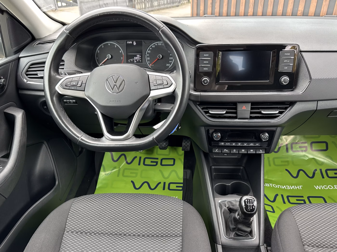 Volkswagen Polo Sedan фото 10