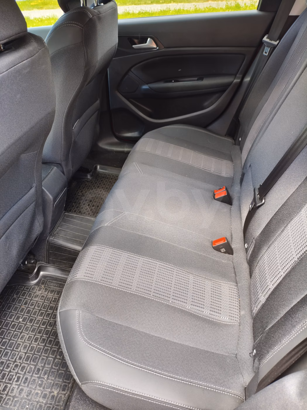 Peugeot 308 фото 8