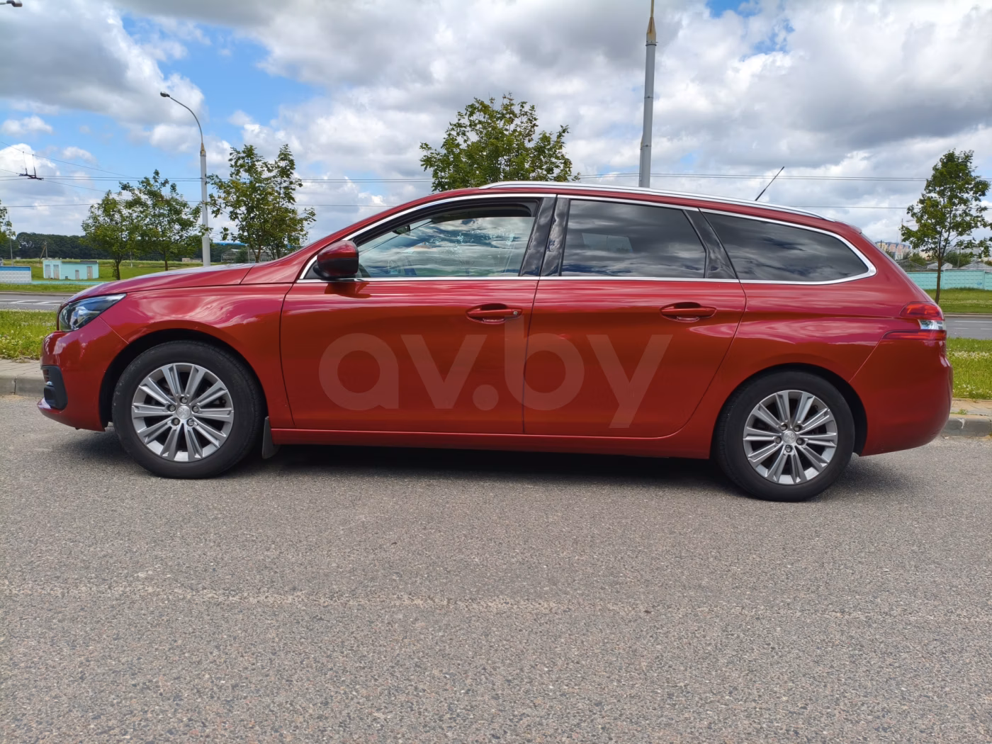 Peugeot 308 фото 2