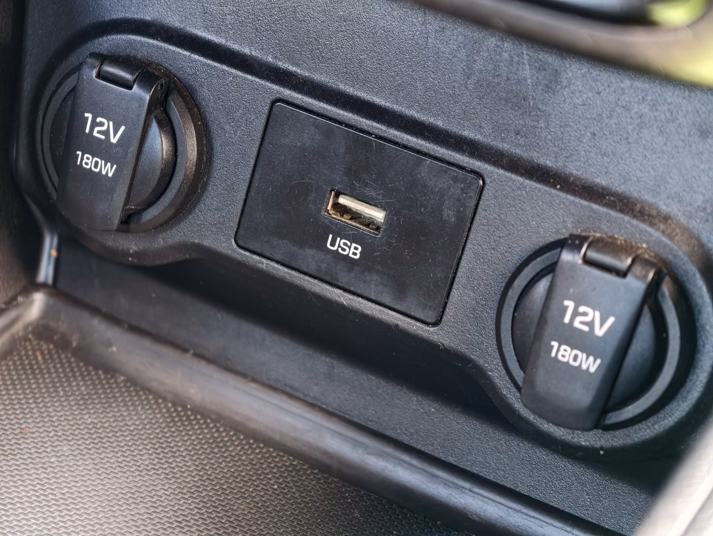 Hyundai Accent фото 20