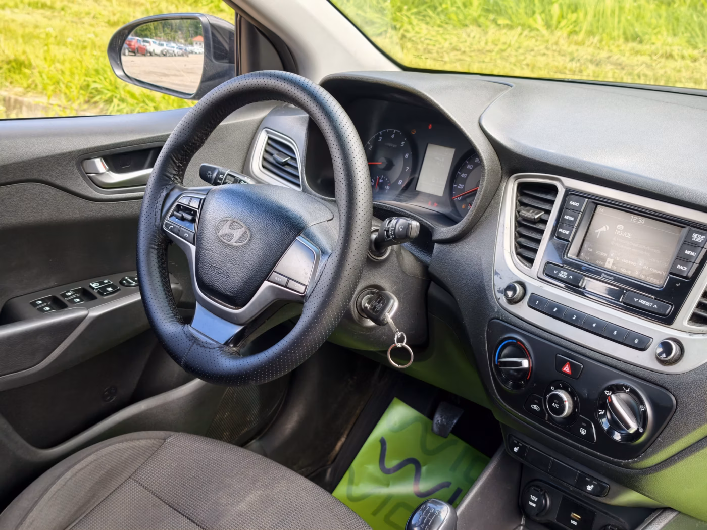 Hyundai Accent фото 14