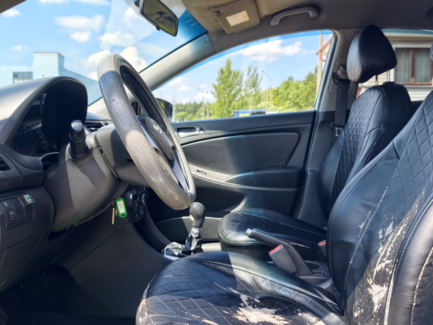 Hyundai Solaris фото 10