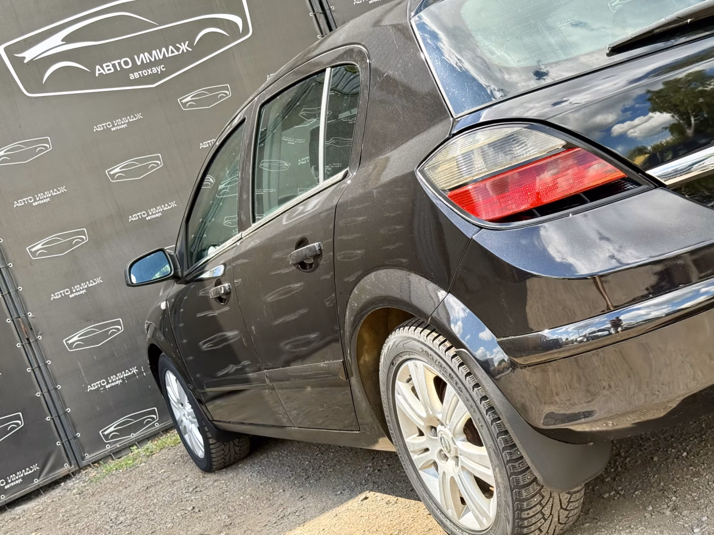Opel Astra фото 9