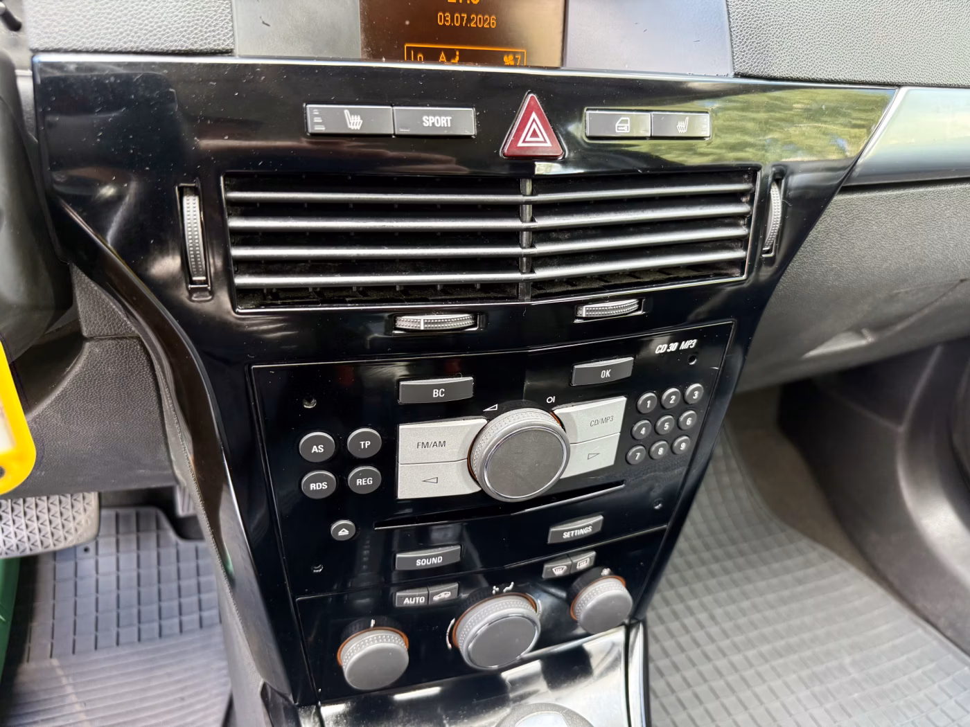 Opel Astra фото 24