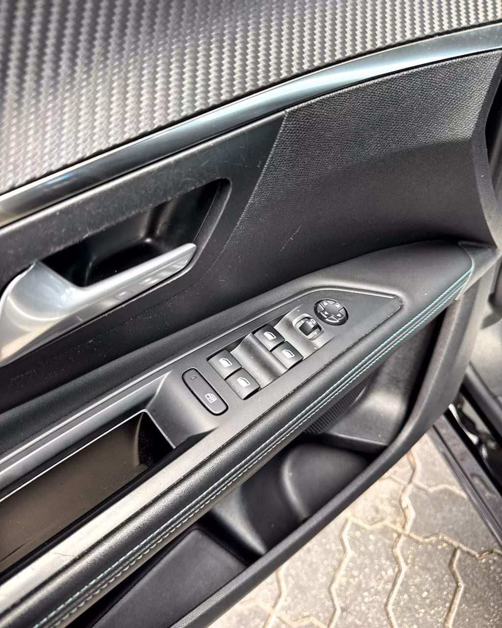 Peugeot 5008 фото 9