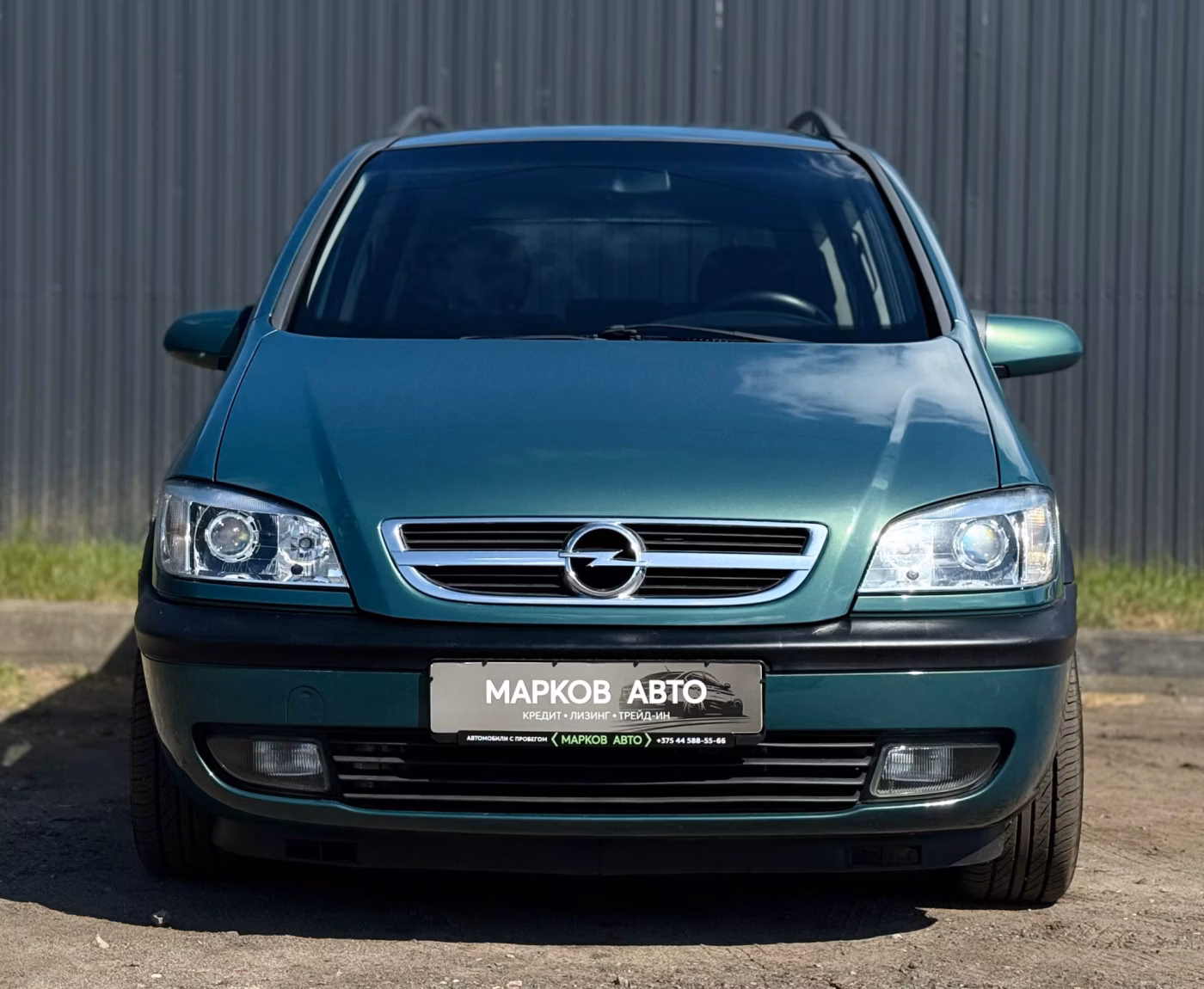 Opel Zafira фото 2