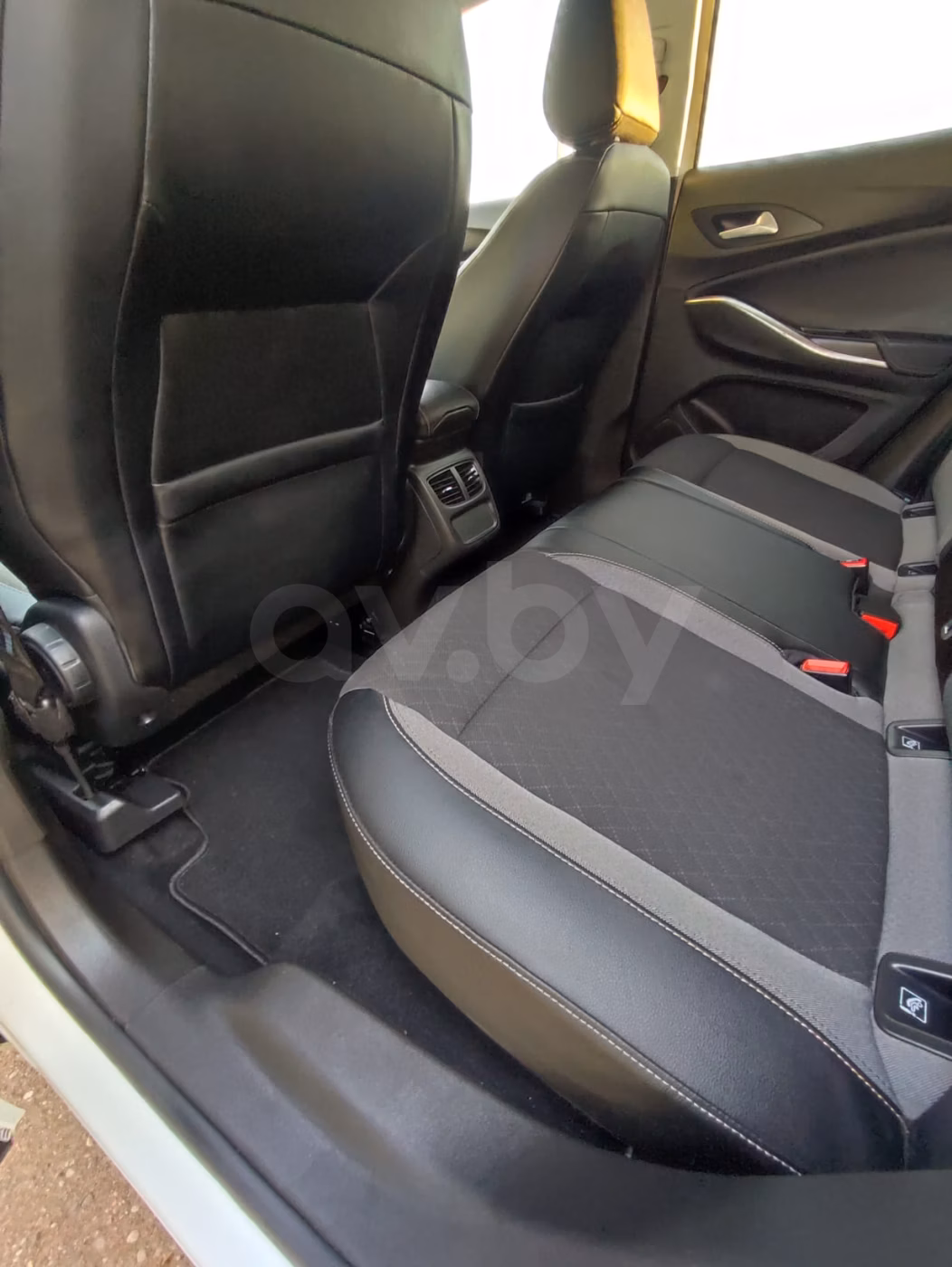Opel Grandland X фото 13