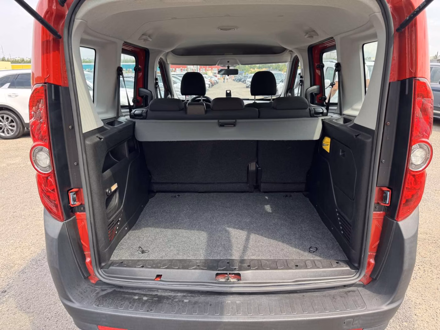 Opel Combo фото 11