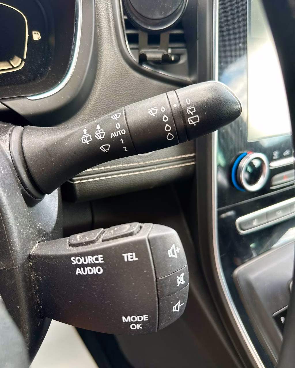 Renault Grand Scenic фото 16